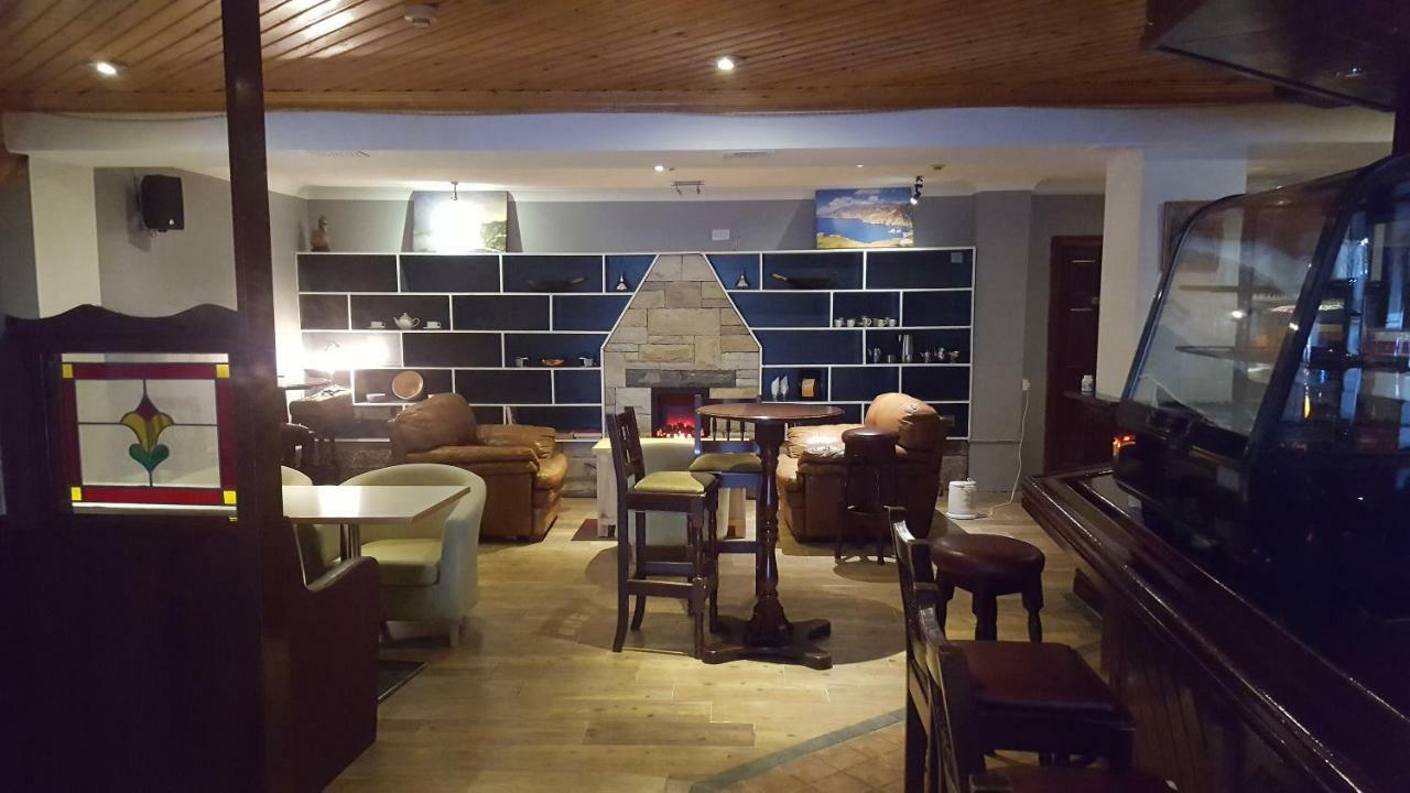 Sliabh Liag Inn Carrick  Extérieur photo